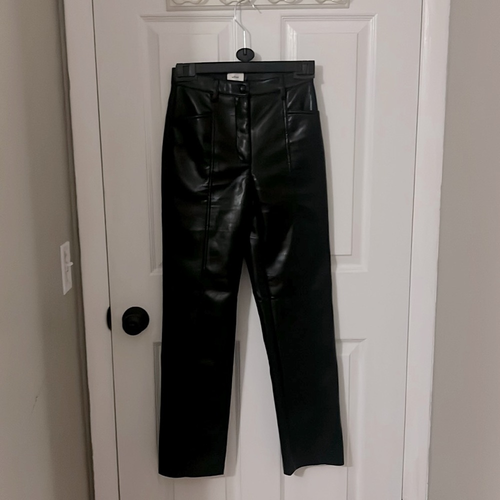 Aritzia Rebel pant